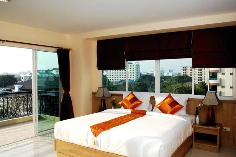 เมโทรพอยท์ กรุงเทพ โรงแรม 4*